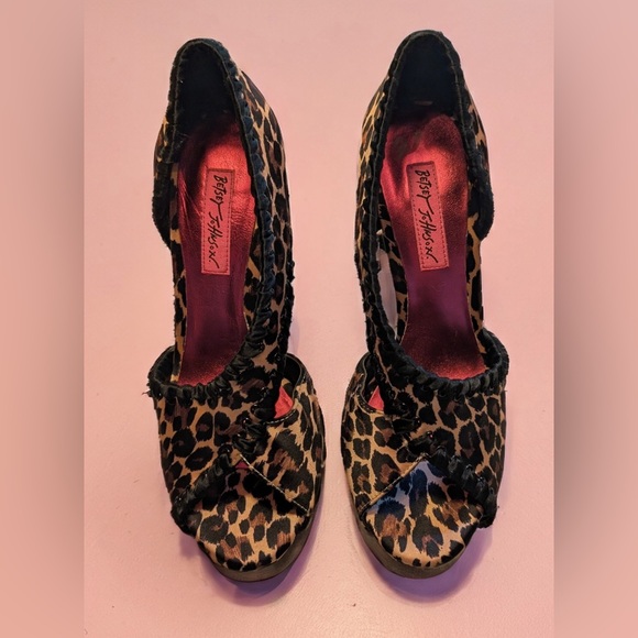 Betsey Johnson Shoes - Betsey Johnson Women’s 
Leopard Print Heels
Size 6.5